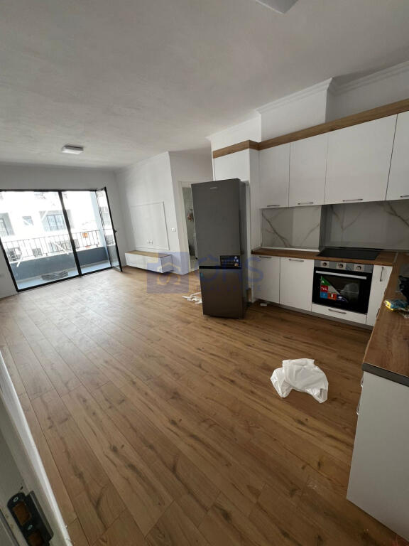 Jepet me qera apartament 2+1 ne Kamez rrethi i Ullirit