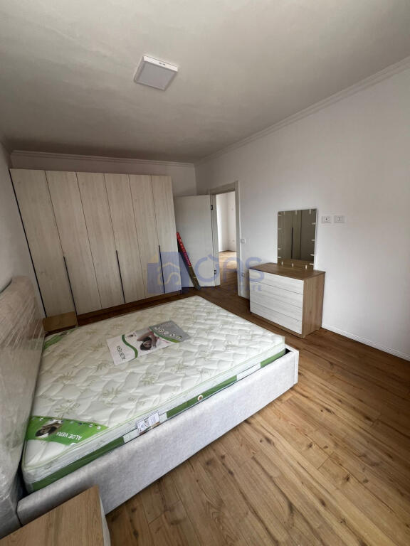 Jepet me qera apartament 2+1 ne Kamez rrethi i Ullirit