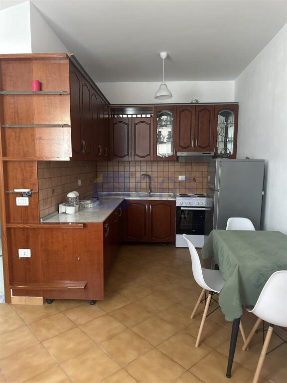 For rent entrance 2+1 in Selite