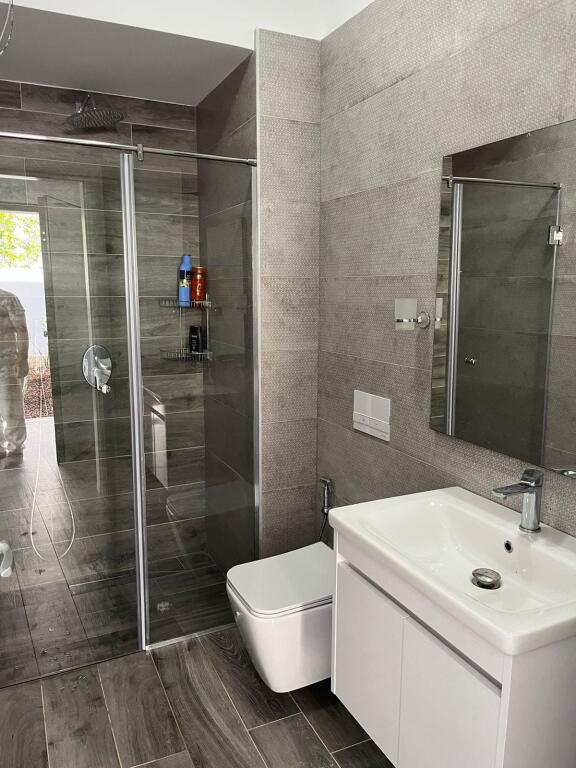 Vile Per Shitje Tek Olea Residence