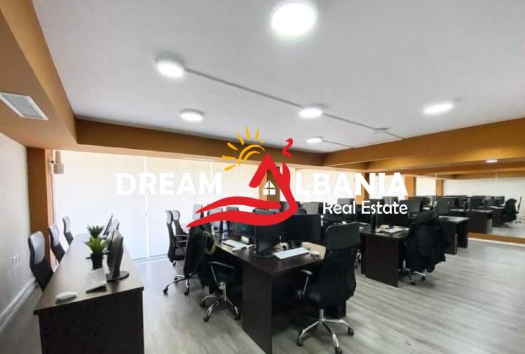 Commercial/Office Space for Sale near Willson Square, in Tirana (ID 4161090)