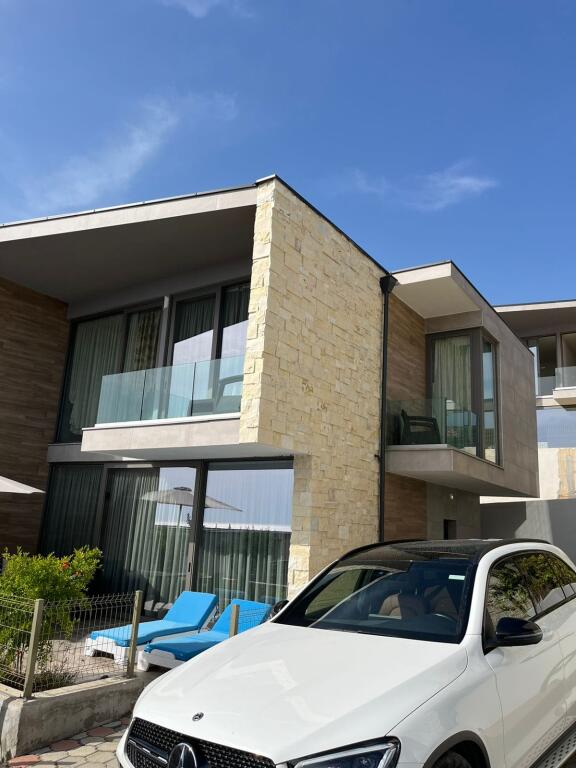 Vile Per Shitje Tek Olea Residence