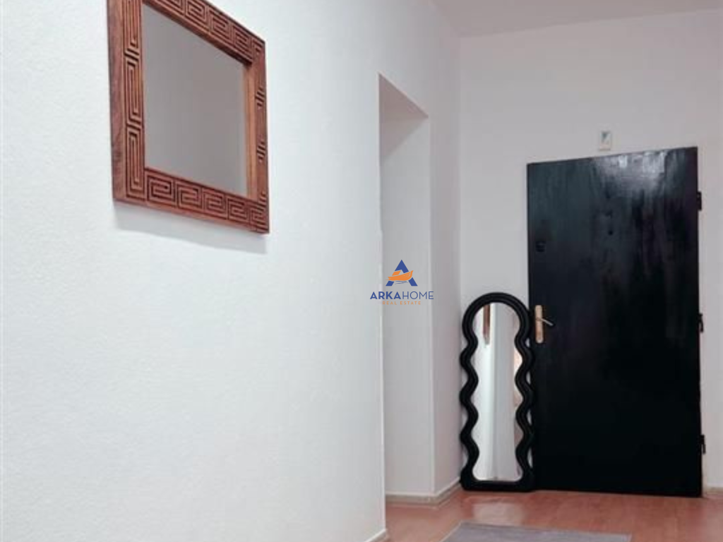 SHITET APARTAMENTI 3+1+BALLKON "BRRYLI,MINISTRIA E JASHTME" 175.000 EURO.