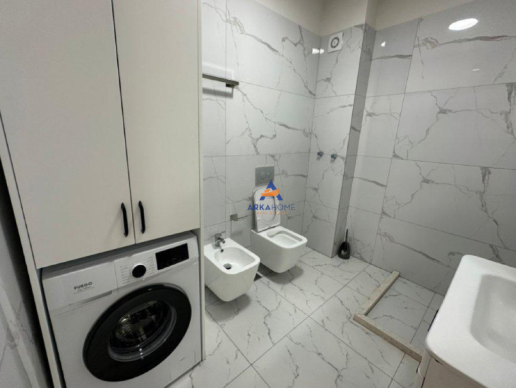 APPARTAMENTO IN AFFITTO 1+1+BALCONE "COMPLESSO GOLDEN PARK 3, KOMBINAT" 50.000 LEKE