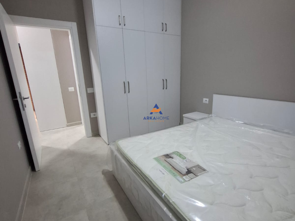 APPARTAMENTO IN AFFITTO 1+1+BALCONE "REZIDENZA HENKE,KOMBINAT" 600 EURO.