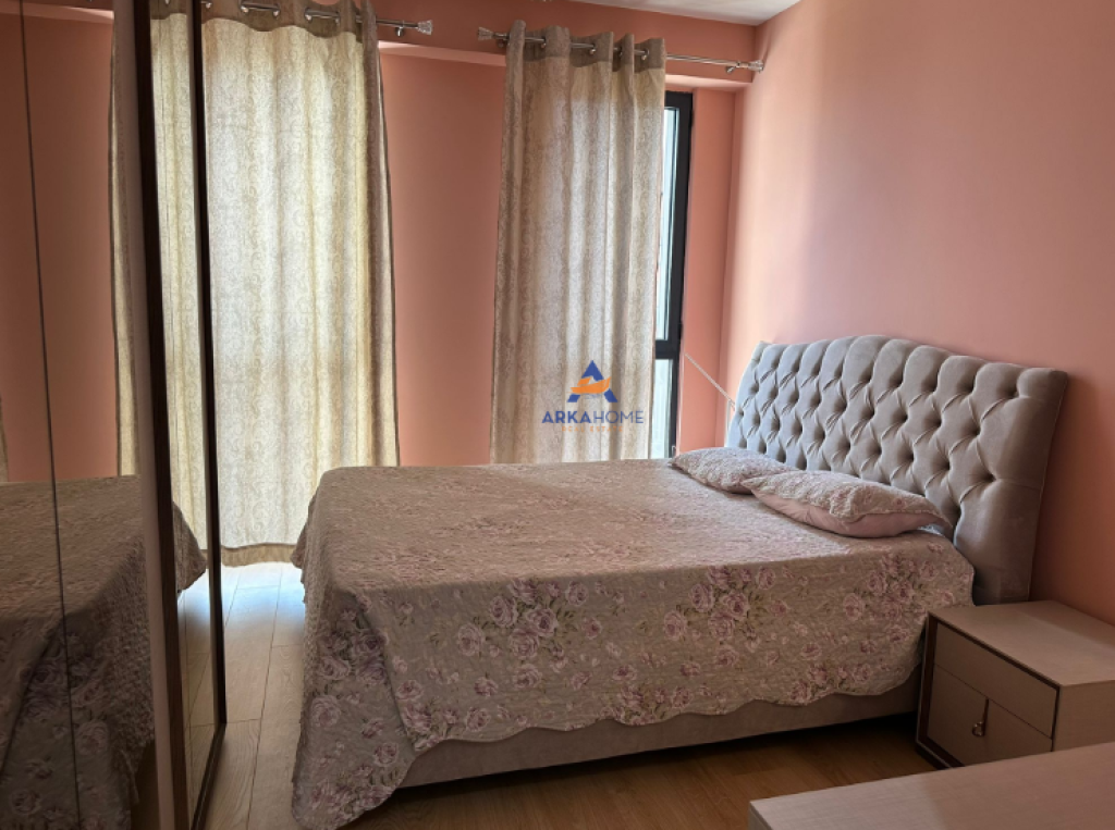 JEPET APARTAMENT ME QIRA 2+1+2 BALLKONE "RRUGA KONGRESI I MANASTIRIT,XHAMLLIKU" 750 EURO.