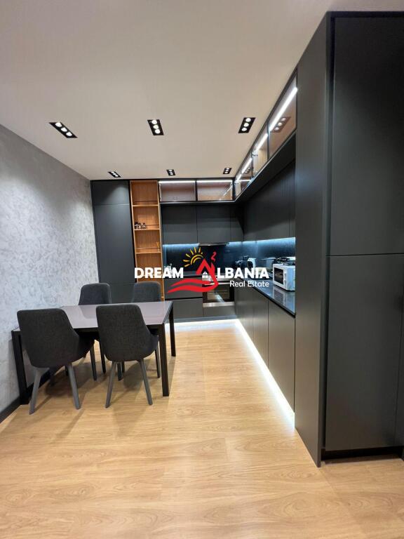 Apartament modern 2+1 me qera ne qender (ID 42215316)