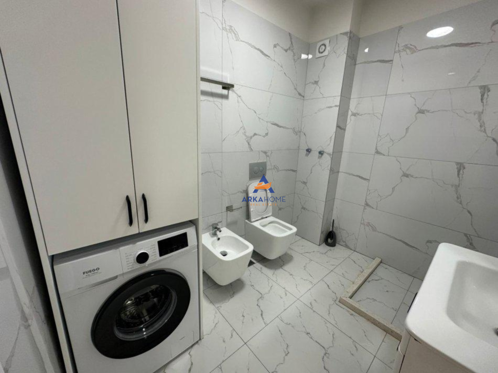 APPARTAMENTO IN AFFITTO 1+1+BALCONE "COMPLESSO GOLDEN PARK 3, KOMBINAT" 50.000 LEKE