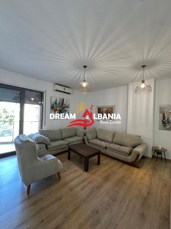 Super Apartament 2+1+2 me qera ne Bllok te Rruga e Kosovareve (ID 42214448).