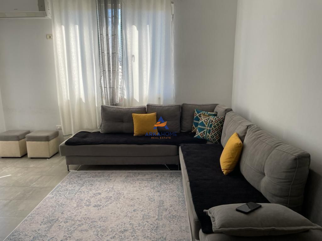 FOR SALE APARTMENT 1+1+BALCONY "UNAZA E RE" 105,000 EURO.