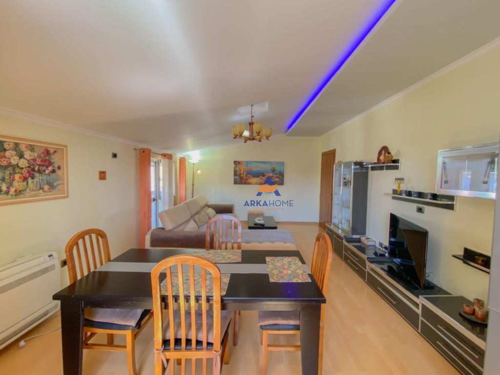 APPARTAMENTO IN AFFITTO 2+1+BALCONE "VIA MUHAMET GJOLLESHA" 700 EURO.