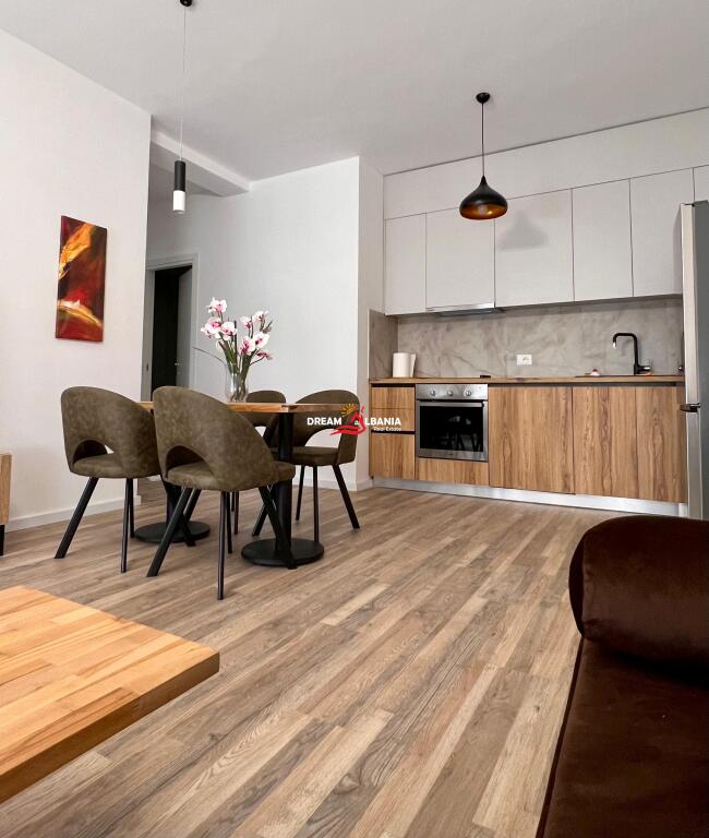Apartment 2+1+2+veranda for rent on Bulevardi i Ri near Kompleksi Marga (ID 42215323)