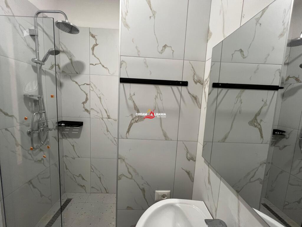 Apartment 2+1+2+veranda for rent on Bulevardi i Ri near Kompleksi Marga (ID 42215323)