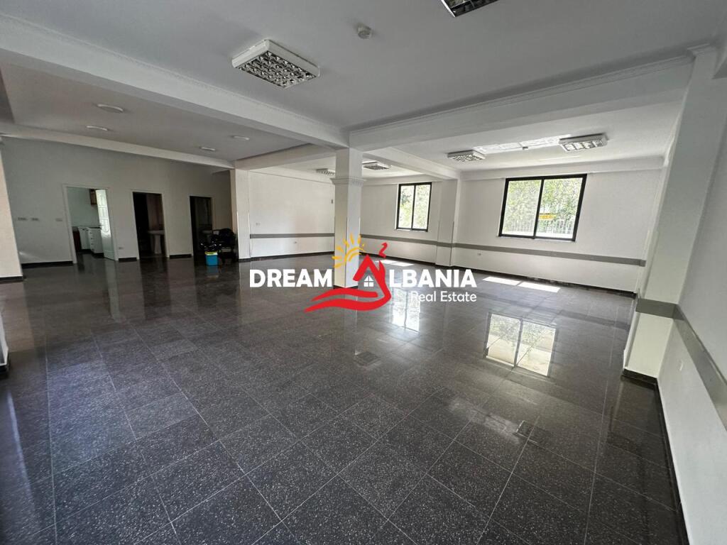 2 ambienti per uffici in affitto nella zona di Varri Bamit (ID 42611106).