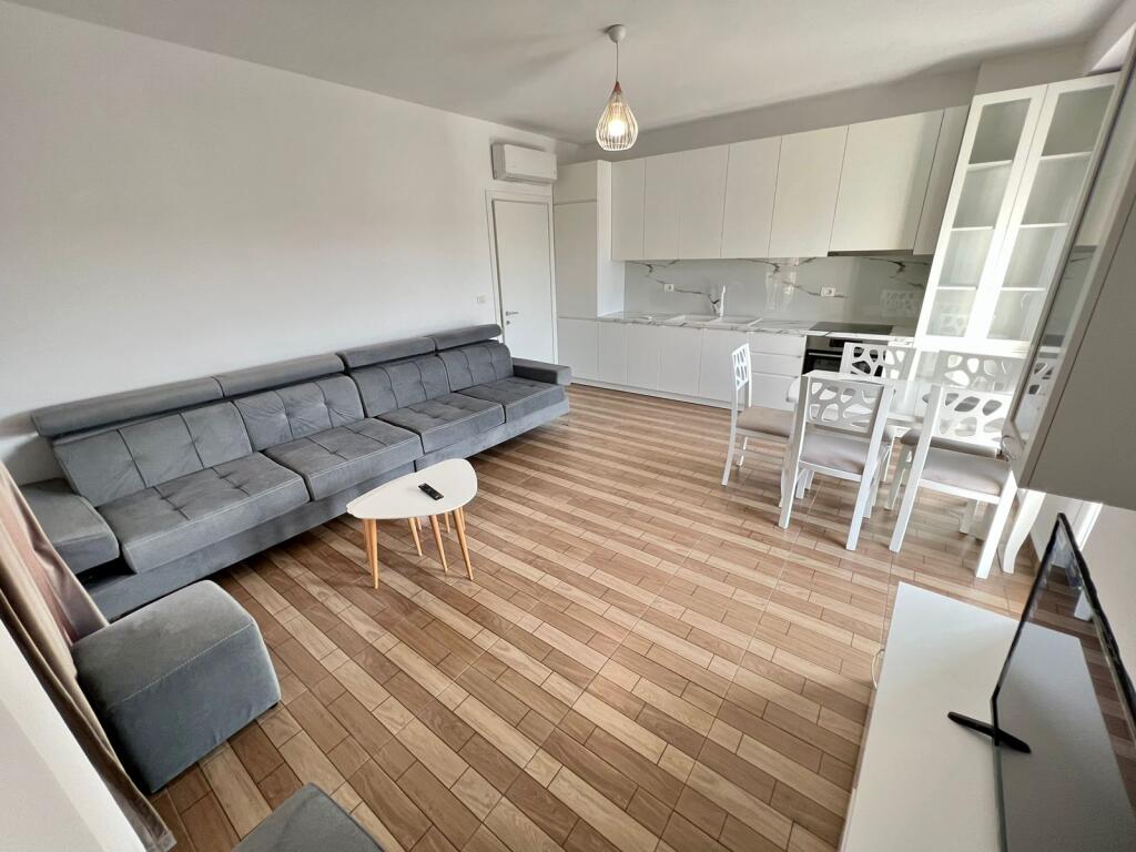 📣 SUPER RENT Apartment 2+1 With Balcony 📍 Near Mangalem Complex 21, Ali Dem ✨  💶 Price 50,000 Leke