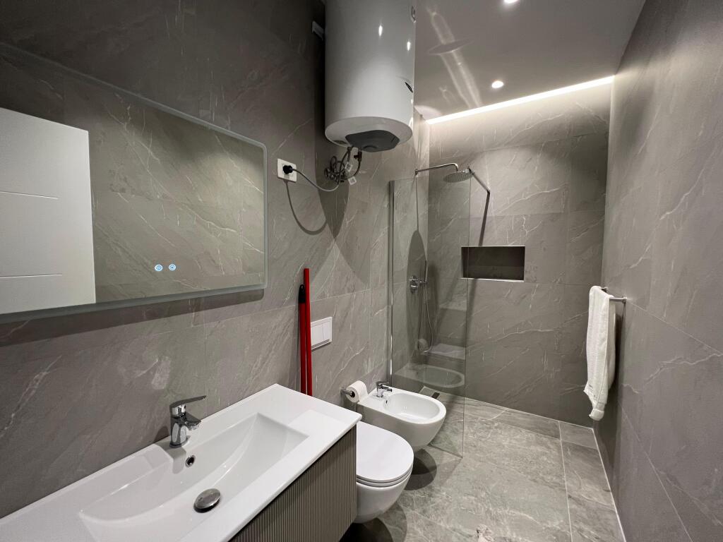 📣 SUPER RENT Apartment 2+1 📍 "5-Maji" Street ✨ 💶 Price 60,000 leke