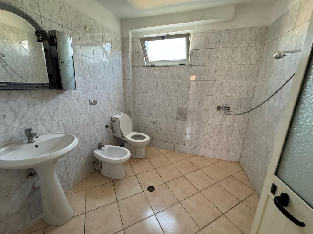📣 QERA Apartament 1+1 📍 Selite, Prane Universitetit "Marin Barleti" ✨