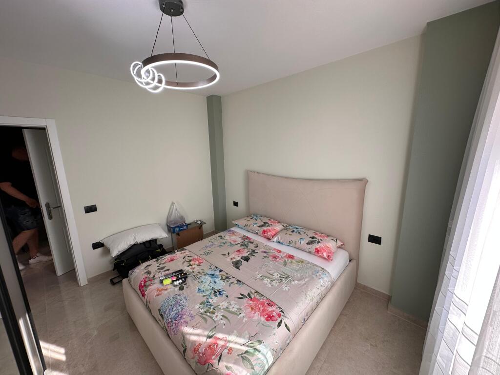 Jepet me qira apartament 2+1 + parking – Green City, Astir  💰 Çmimi: 750 € / muaj