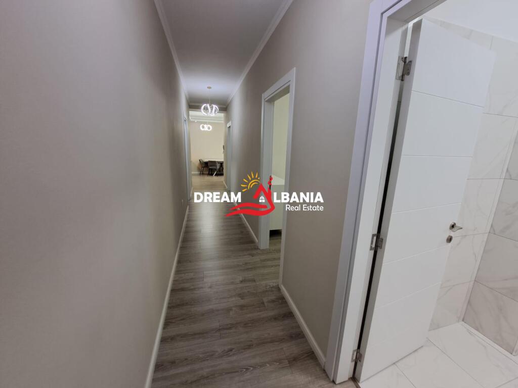 Appartamento 2+1 in affitto in via Jordan Misja nella residenza Quartrum a Tirana (ID 42214676)