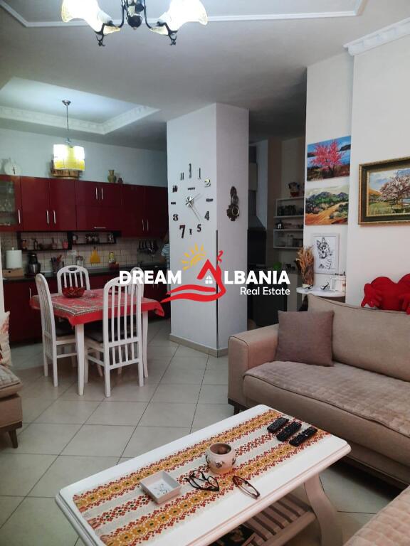 Appartamento 2+1 in vendita a Zogu i Zi vicino al Ring Center a Tirana (ID 41212014)