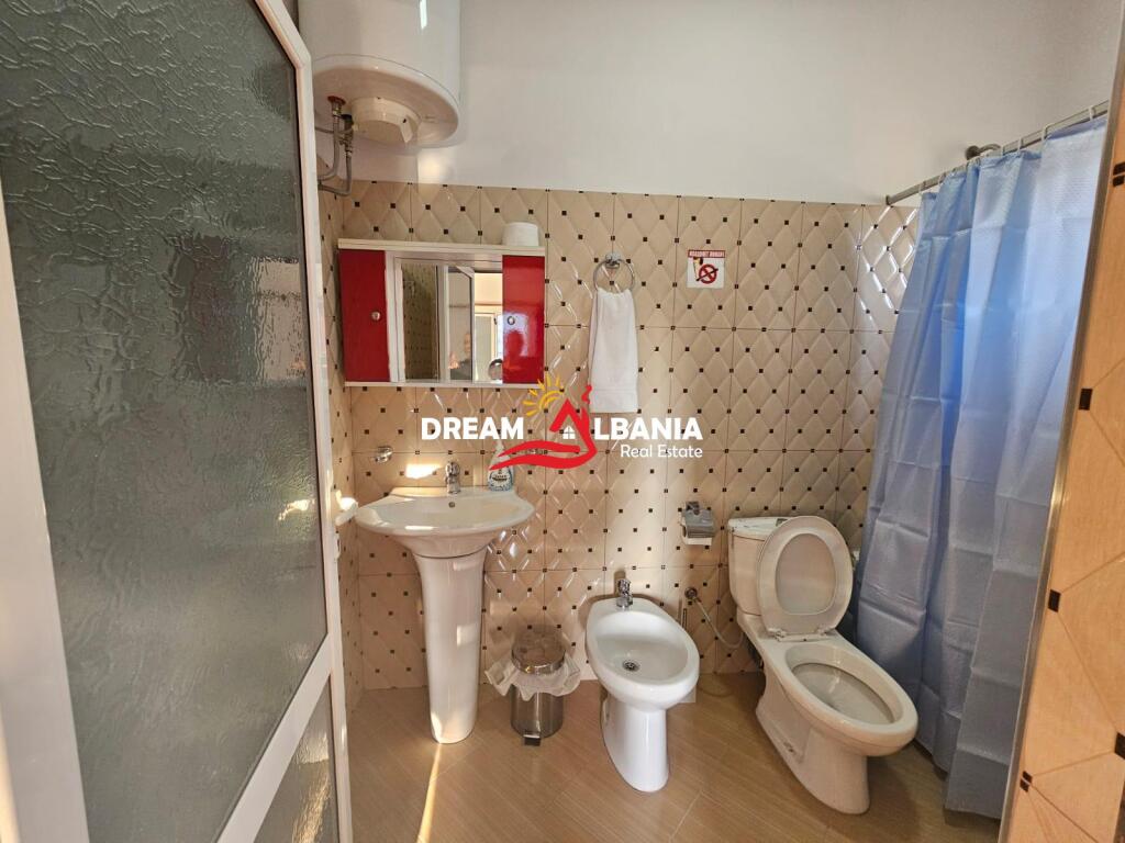 Shitet Hotel në Rr. Elbasanit pranë Ambasadës Amerikane – Tiranë (ID 4151171)