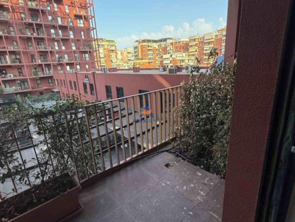 UFFICIO IN AFFITTO 113M2 “RRUGA KAVAJES, GARDEN BUILDING”. 1300 EURO.