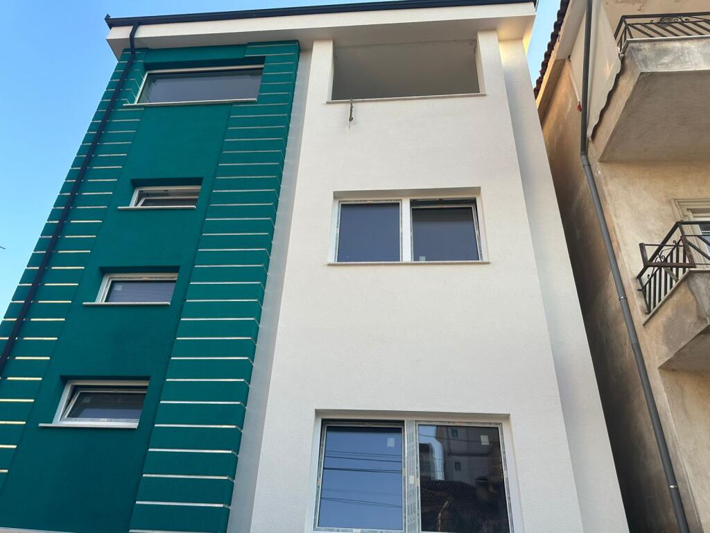Villa for sale in Korçë