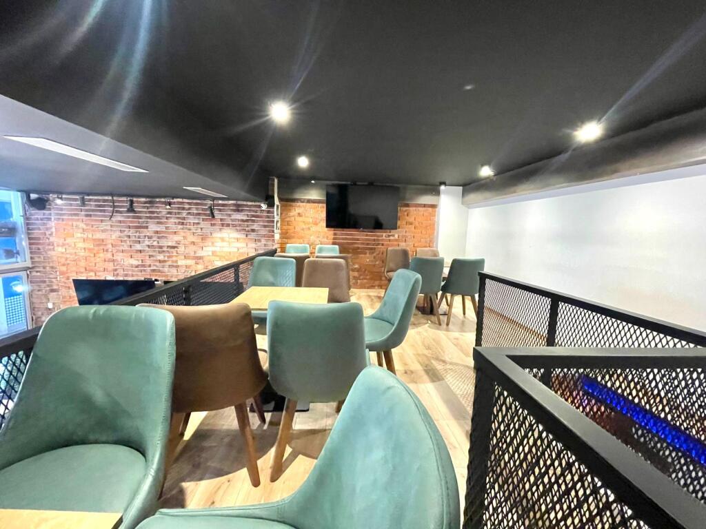  FOR SALE: 🔴 SHOP / VENUE - Highly Invested 62 m² (Glass Front - 📍 Kolombo Complex, Split into 2 Floors)