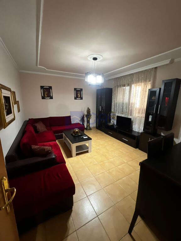 Jepet me qera apartament 2+1 ne Ali Dem