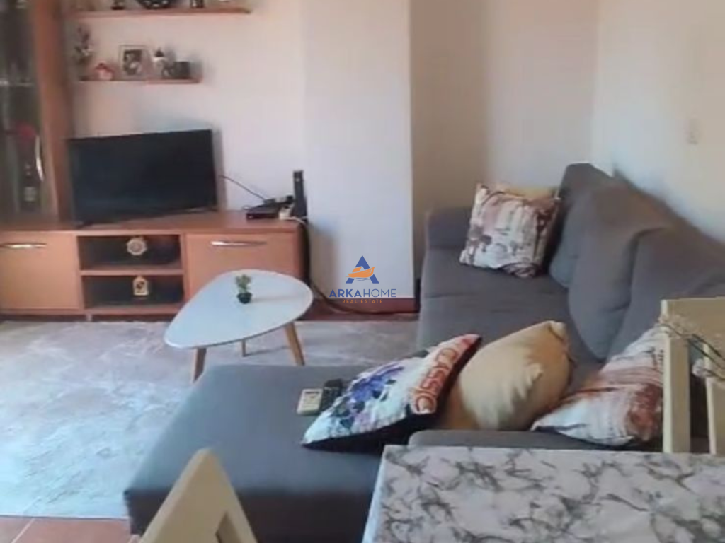 APPARTAMENTO IN AFFITTO 2+1+2 BALCONI "VIA ELBASAN" 600 EURO.