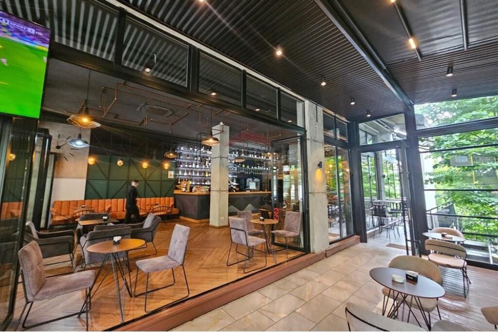 Siri Kodra, locale in vendita, 150 m² 525.000 € (ID: 530571001-65)