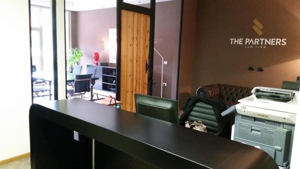 OFFICE FOR RENT 131 M2 LIQENI 1800 EURO