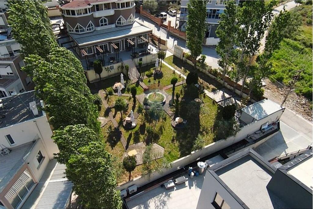Mjull Bathore, edificio commerciale in vendita, 1.240 m² 1.800.000 € (ID: 530281026-1012)