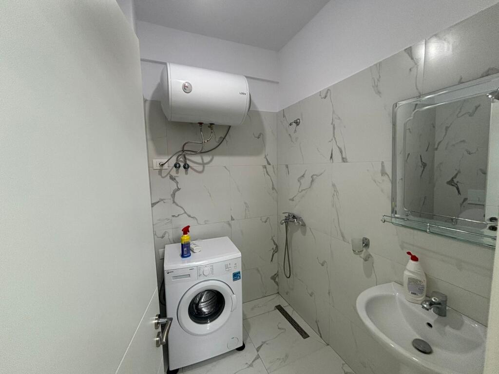1+1, furnished, at Urban Gate Astir price 450 euro
