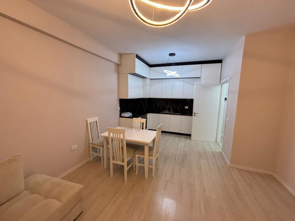 1+1, furnished, at Urban Gate Astir price 450 euro