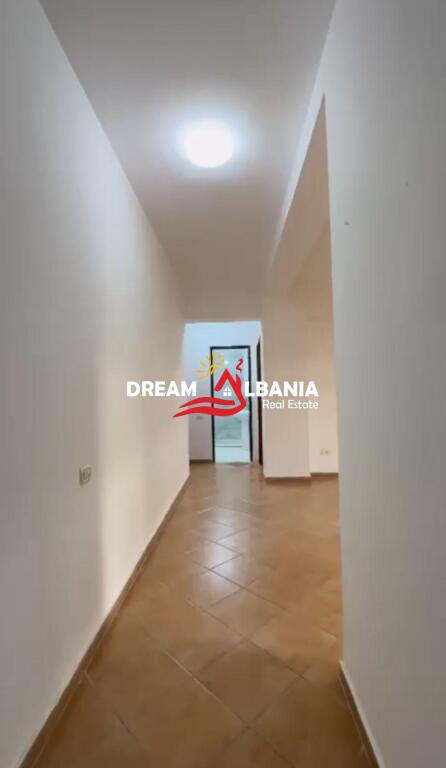 Apartment 2+1+2 for sale on Kavaja street near Square 21 (ID 41212021)