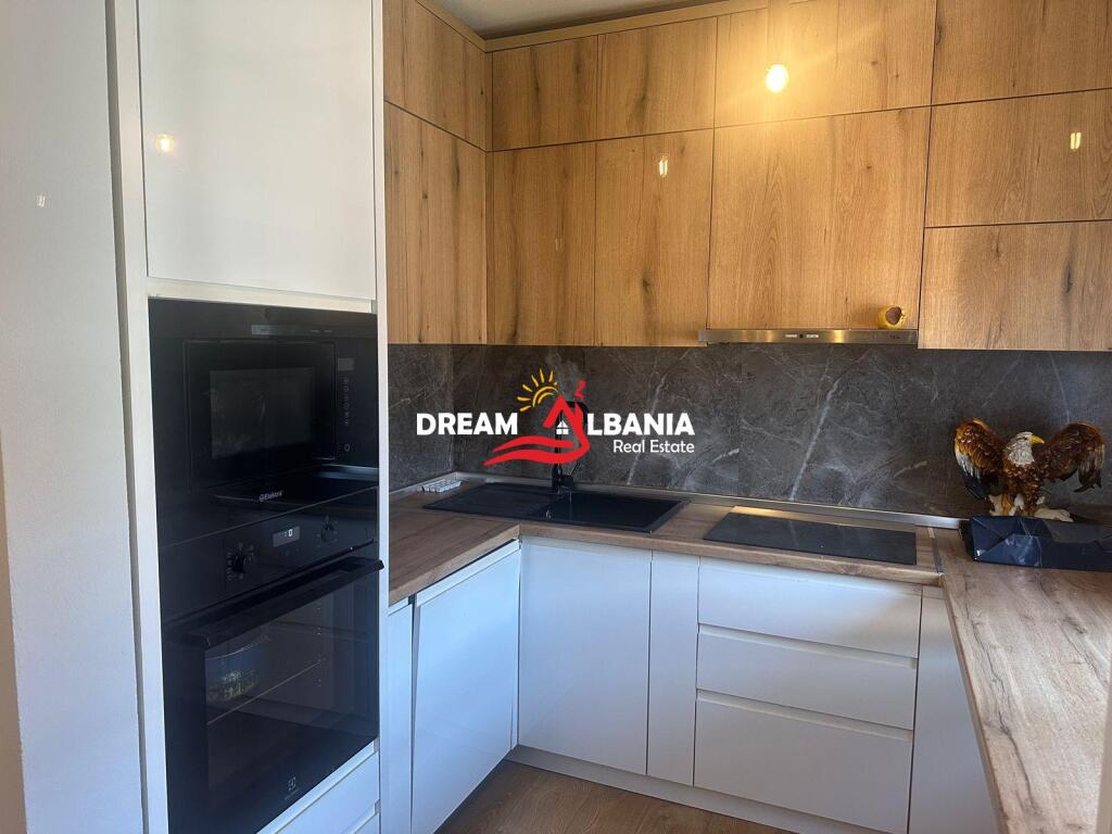 Apartament 3+1 me qera , Rruga e Durresit (ID 4239089)