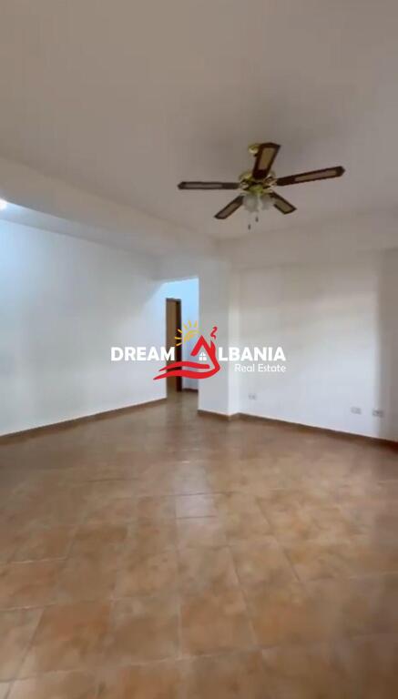 Apartment 2+1+2 for sale on Kavaja street near Square 21 (ID 41212021)