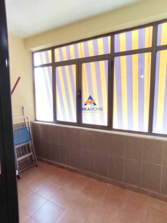 APPARTAMENTO IN AFFITTO 1+1+BALCONE "VIA NDRE MJEDA, EX PARCO DEGLI AUTOBUS" 550 EURO.