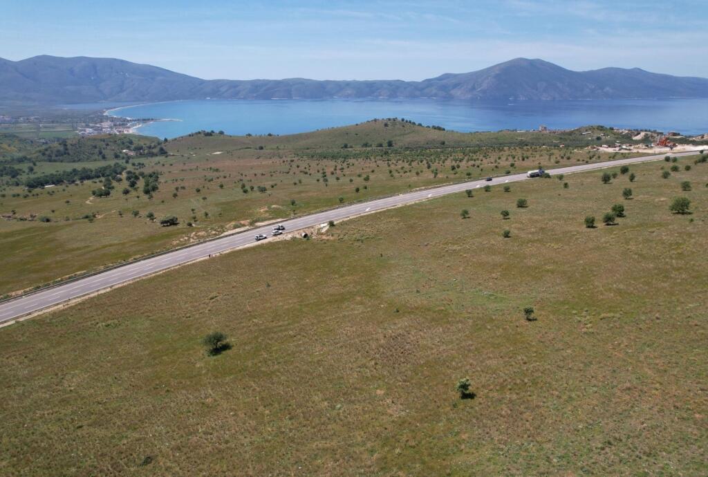 Toke Per Shitje ne Bypass Vlore