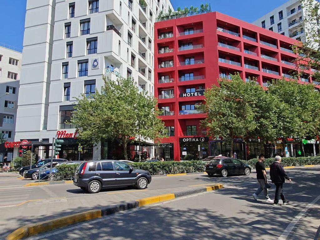 SHOP FOR SALE ON THE STREET BY "FARMACIA 10, RRUGA E DIBRES" 250,000 EURO