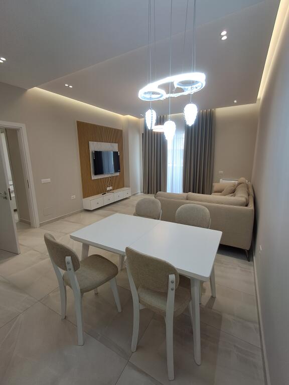 Apartament luksoz 2+1+2(tualete) Vasil Shanto