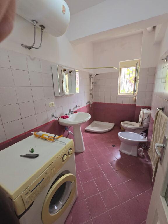 FOR RENT 1+1 APARTMENT NEAR THE MUSIC SCHOOL DURRES