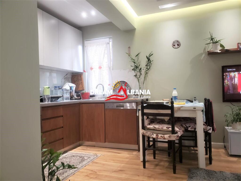 Apartament 3+1 ne shitje ne rrugen Budi prane Ambasades Amerikane ne Tirane (ID 4139100)