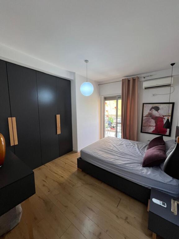 ‼️Jepet me qera apartament 2+1+2 poste parkimi te 21 Dhjetori‼️