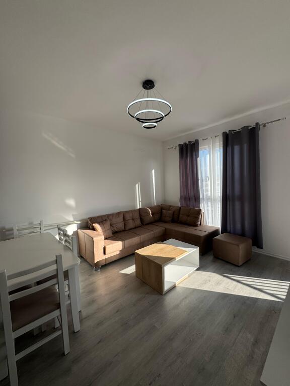 🏠 Jepet me qira apartament 1+1 në Paskuqan – 400€  📍 Vendndodhja: Paskuqan