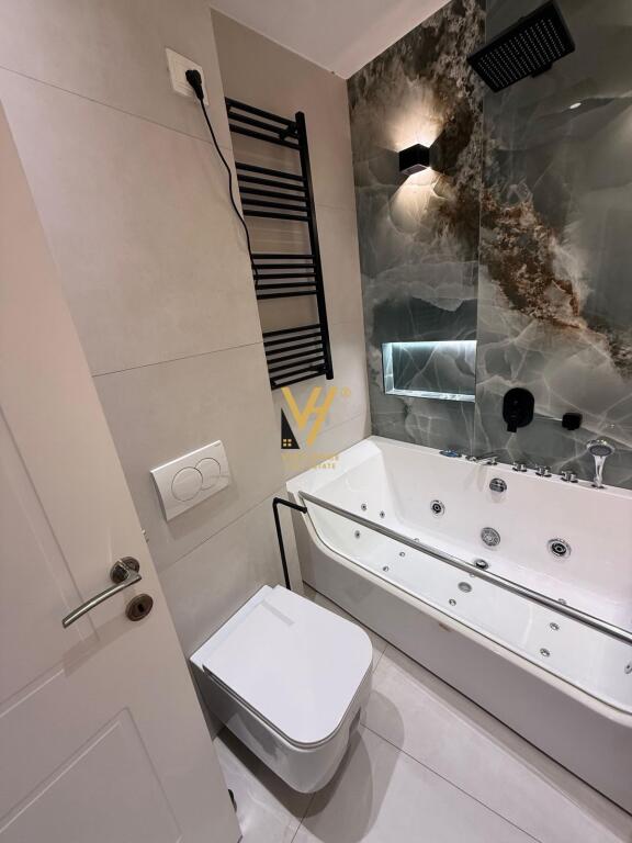 JEPET APARTAMENT 2+1+2 BLK ME QIRA TE LIQENI ARTIFICIAL 1.900 EURO