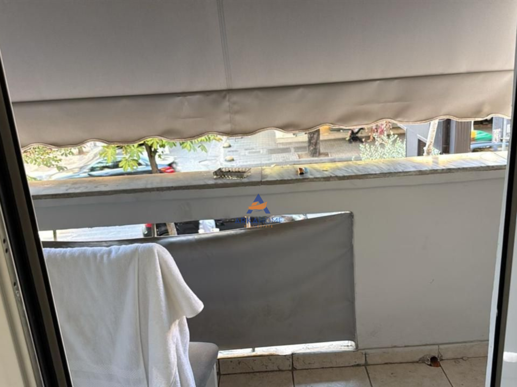 AFFITTASI APPARTAMENTO 1+1+BALCONE "PIAZZA WILLSON" 700 EURO.