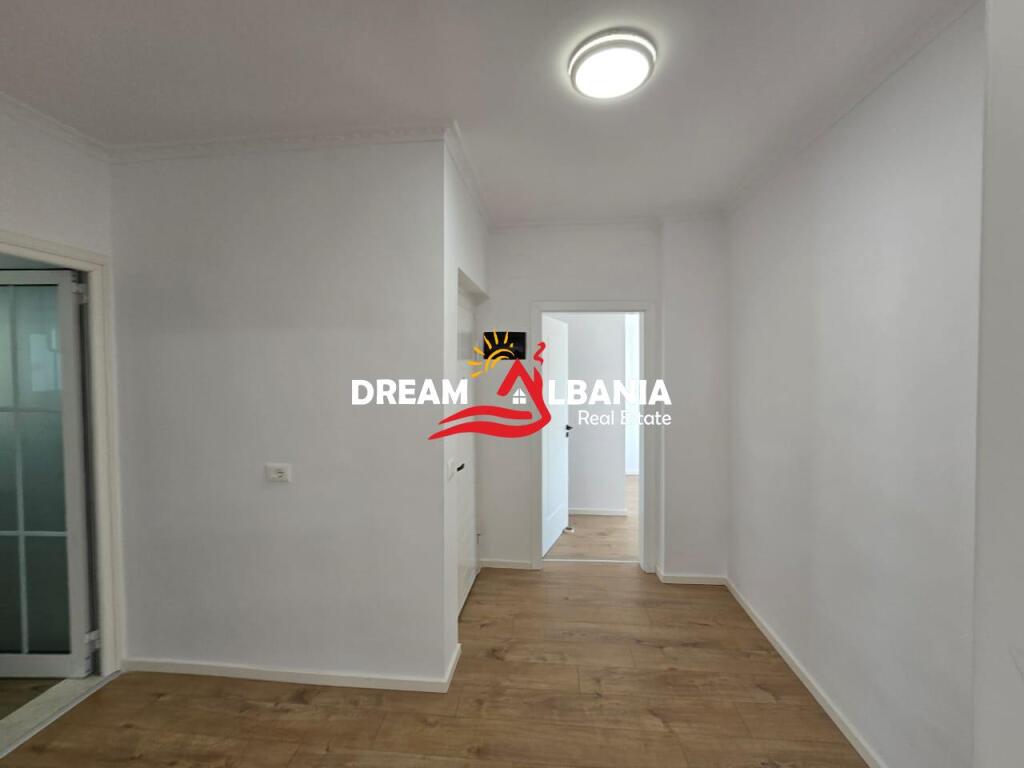 Appartamento 2+1 in Vendita in Via Bardhyl Strada Principale (ID 4129533)