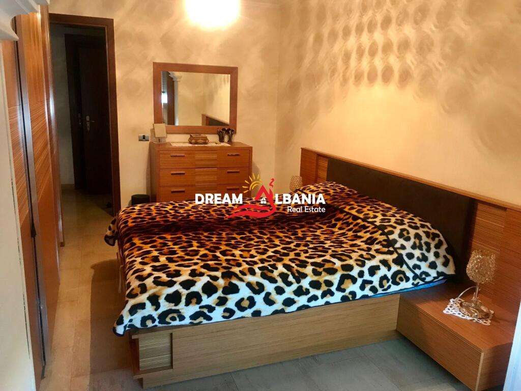 Apartment 3+1 for rent at Mozaiku in Tirana (ID 4239067)